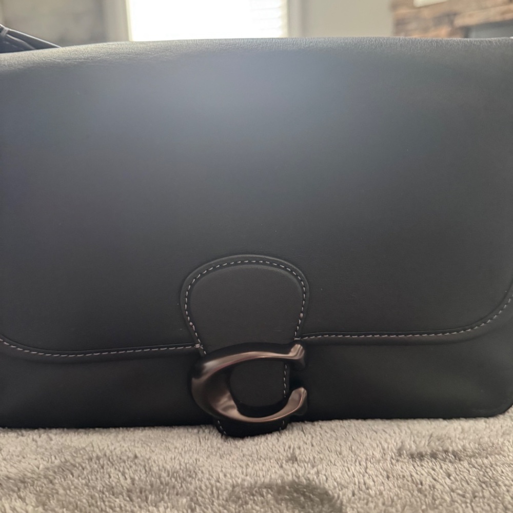 Coach Soft Tabby Shoulder Bag in Black with Gunmetal Hardware - Picture 2 of 8